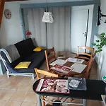 招待所 Bellevue 3 Rue Du Bourg A Montastruc 47380 Entree Independante Montastruc (Hautes-Pyrenees)