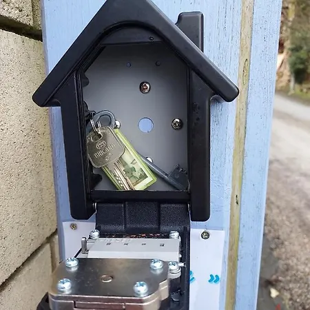 Bellevue 3 Rue Du Bourg A Montastruc 47380 Entree Independante